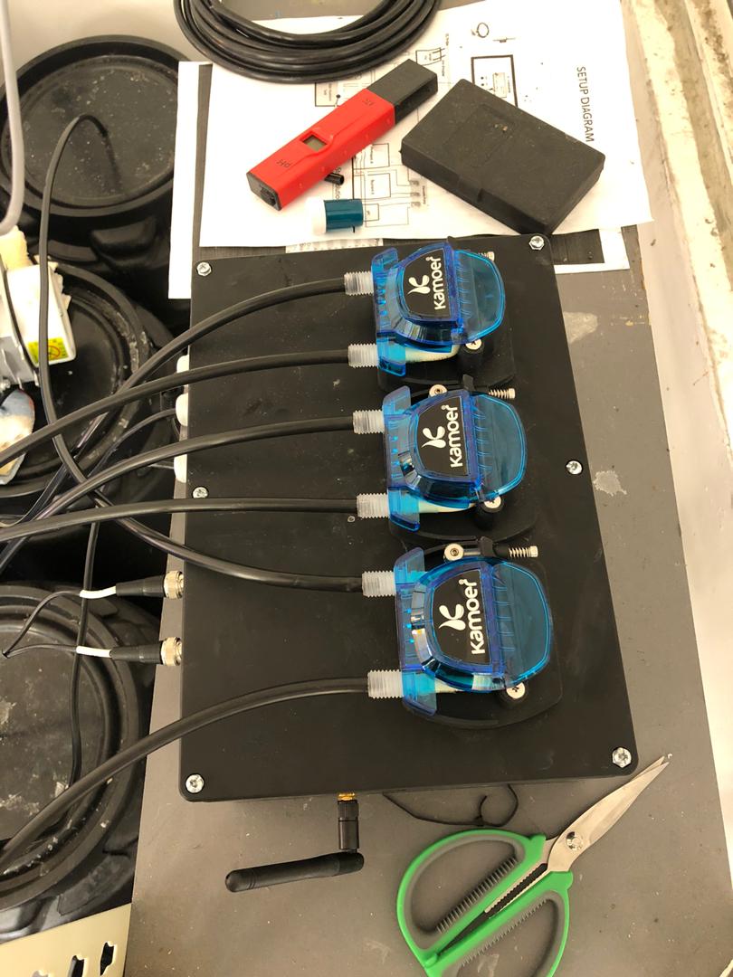 plant_OS's tweet image. PlantOS Hydroponics Auto Dosing Device in action at CityFarm! Our device comes with Sensors, Auto-dosing system and disease detection camera!
Visit our website to find out more! 
PlantOS: plant-os.com
CityFarm: CityFarm Malaysia
#hydroponics #smartfarming #IoT