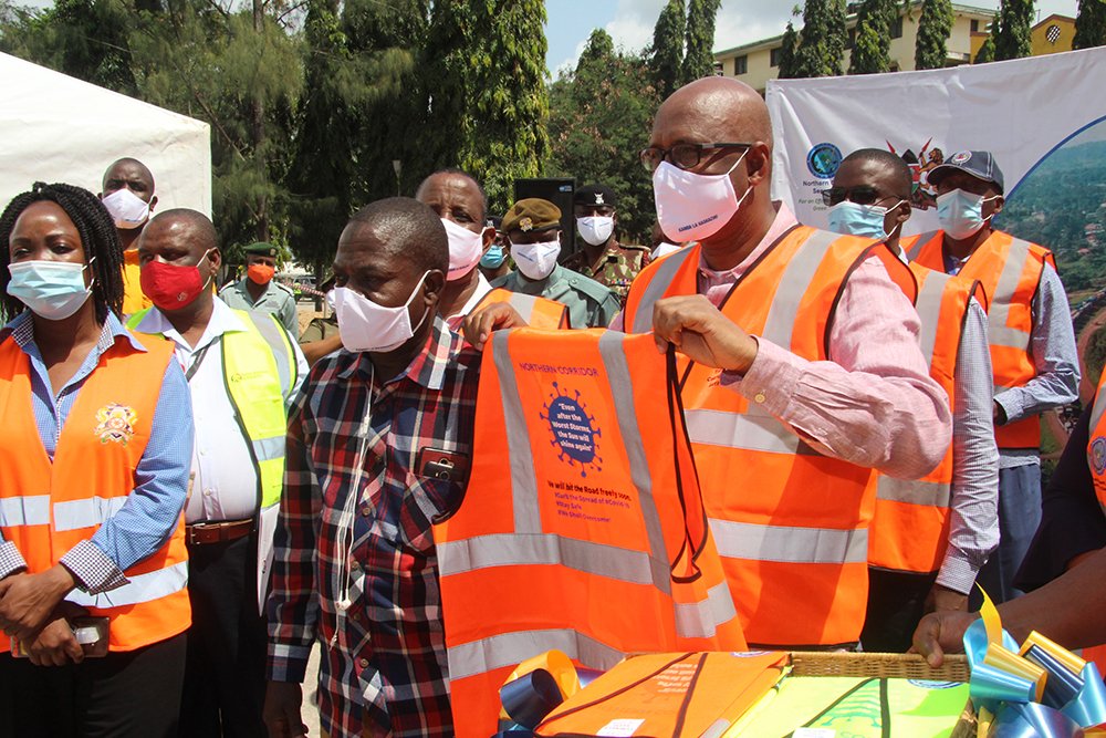 NorthernCoridor's tweet photo. NCTTCA erects a handwashing station for drivers at Miritini testing Centre and launches distribution of 10,000 masks and reflector jackets to truck drivers. @EACAffairsKenya @jumuiya @MsaPortCharter @TransportKE @RwandaInfra @UNRA_UG @transportON @RepSouthSudan @IsteebuB https://t.co/IqiLTYeRTq