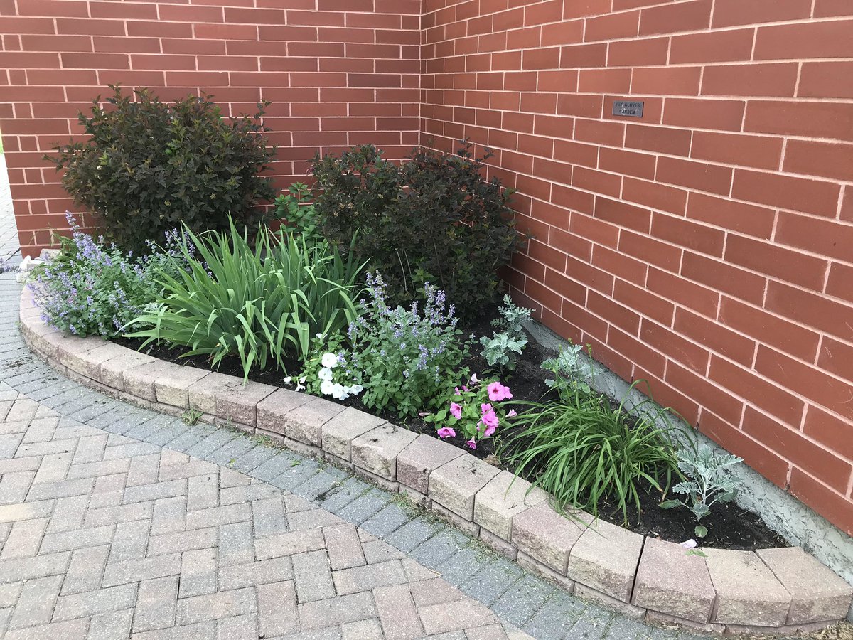 PrairieSpiritUC's tweet photo. We may not be able to worship together at the church, but we can appreciate what’s outside. A small group of gardeners have been working to fresh up and maintain our gardens. If you are out and about, consider stopping by to appreciate our gardens. https://t.co/FJLBqgo6Ng