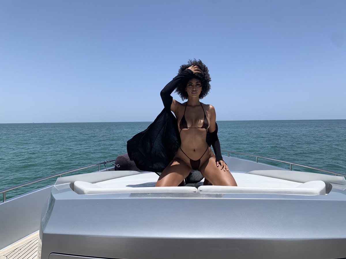 Jasmine_chola's tweet photo. Rock the boat vibes https://t.co/AGJtlTAtvQ