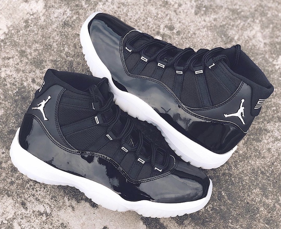 _23isBACK_'s tweet photo. Better pics of the AIR JORDAN XI releasing this December. RD = https://t.co/MBIOhlisWS https://t.co/KTbdaAsWJ6