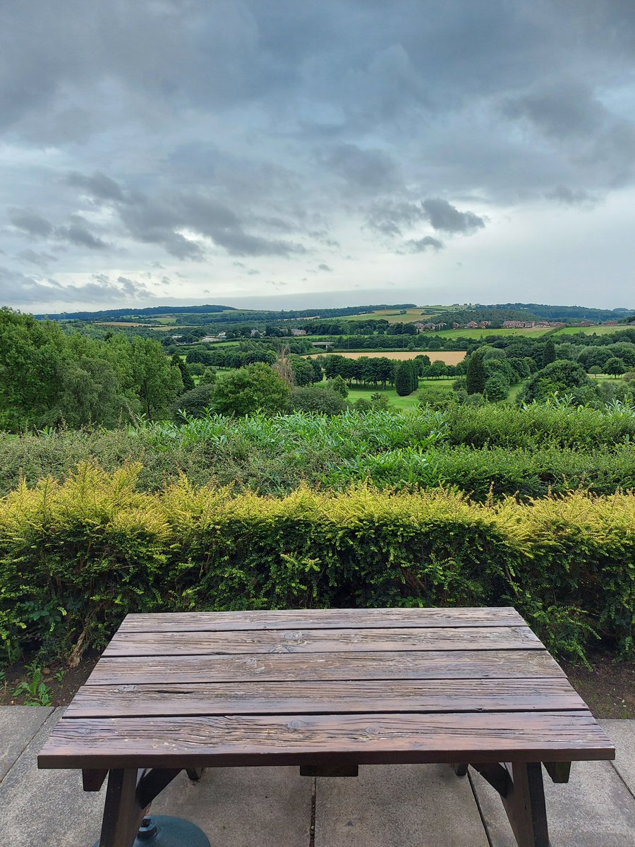 A nice pint with this fantastic view is back tomorrow at Wombwell Hillies Golf Clubhouse. Please follow our new measures and respect the staff. <a href="/BPLMetrodome/">BPL</a> #barnsleyisbrill