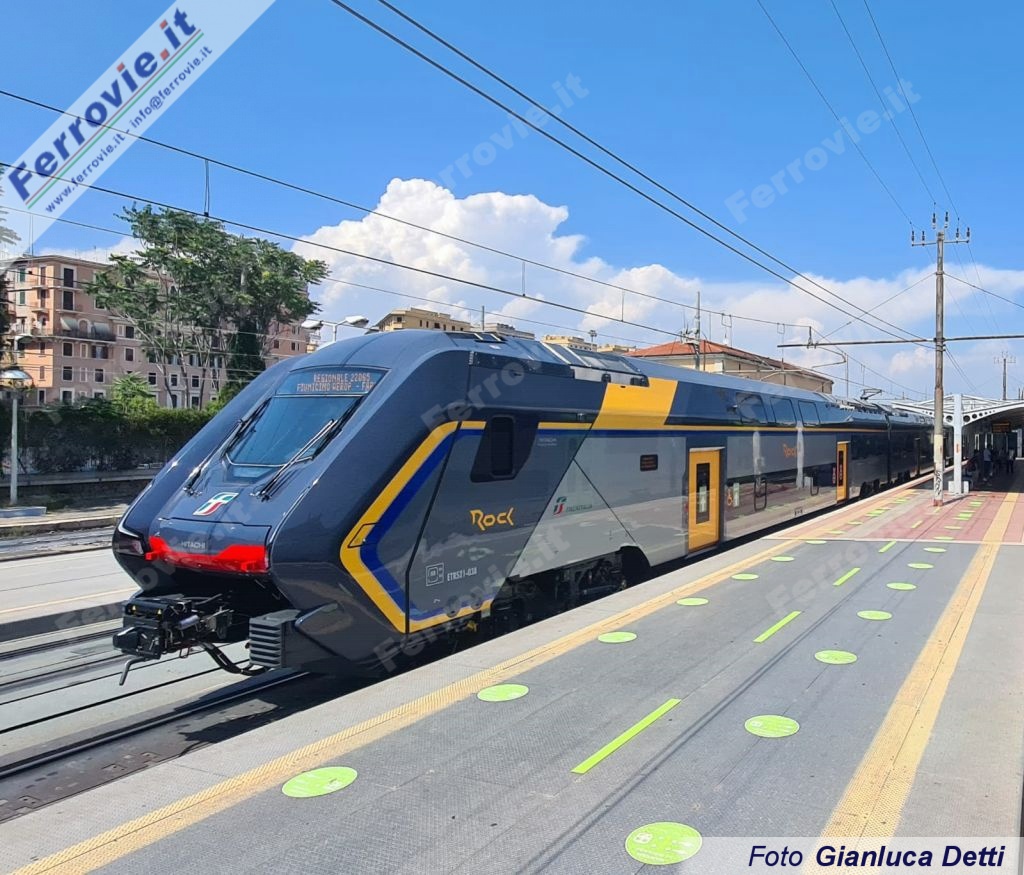 #Roma saluta l'ingresso in servizio del #rock di #Trenitalia
ferrovie.it/portale/artico…