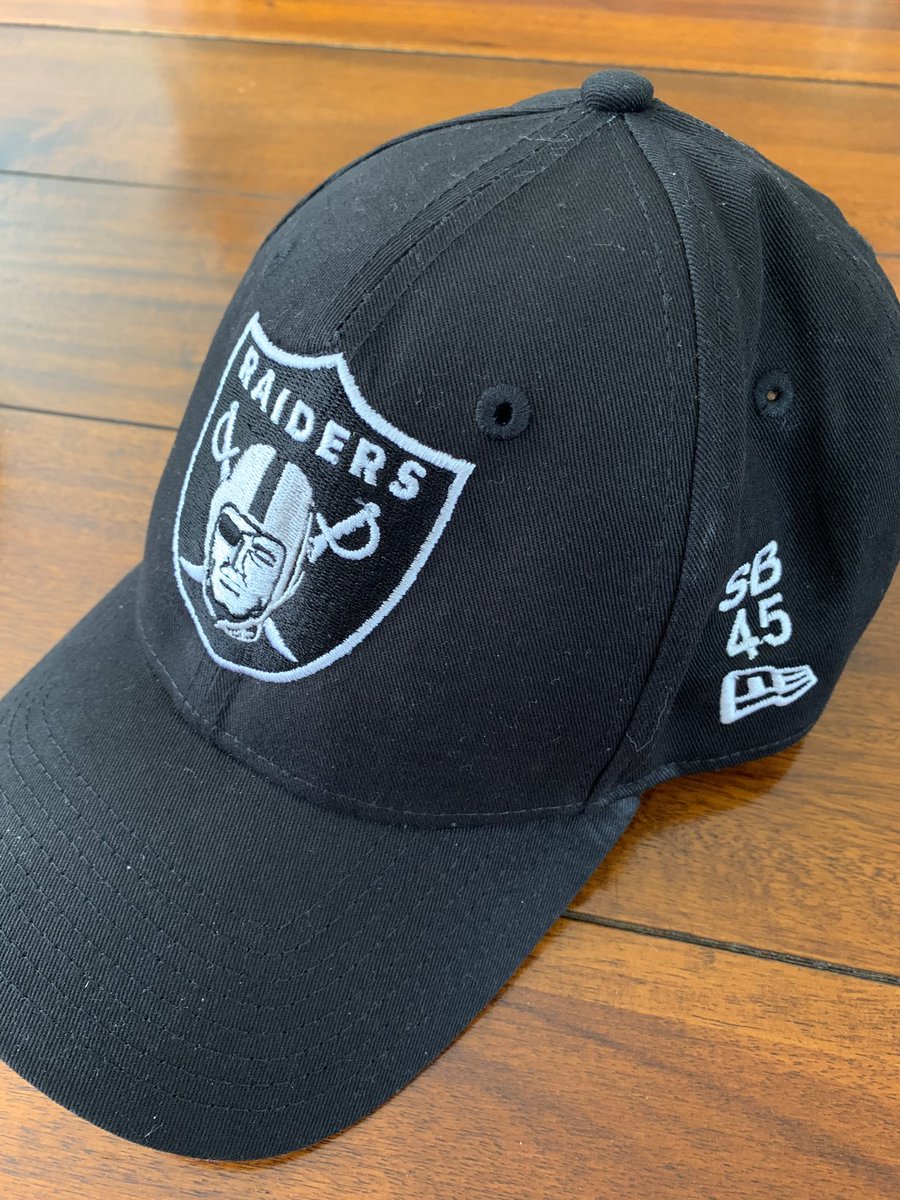 SeanKB94's tweet photo. Thanks @aturn07 for the awesome cap - love it ☠️ #RaiderNation #UKRaiderNation https://t.co/ose3Lf4KK4