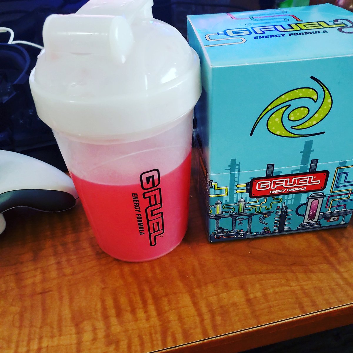 BranHam008's tweet photo. First shipment of Gfuel thanks #angryjoeshow for discount https://t.co/eAXxlcO1pr