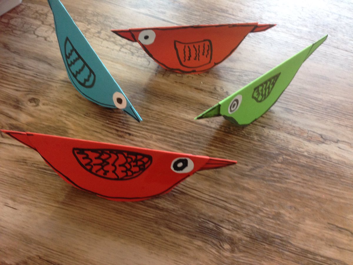 BealeLB's tweet photo. @Phip_Primary Today’s art and craft from Purple Bubble 👍⭐️ https://t.co/MBCdN7tD3X