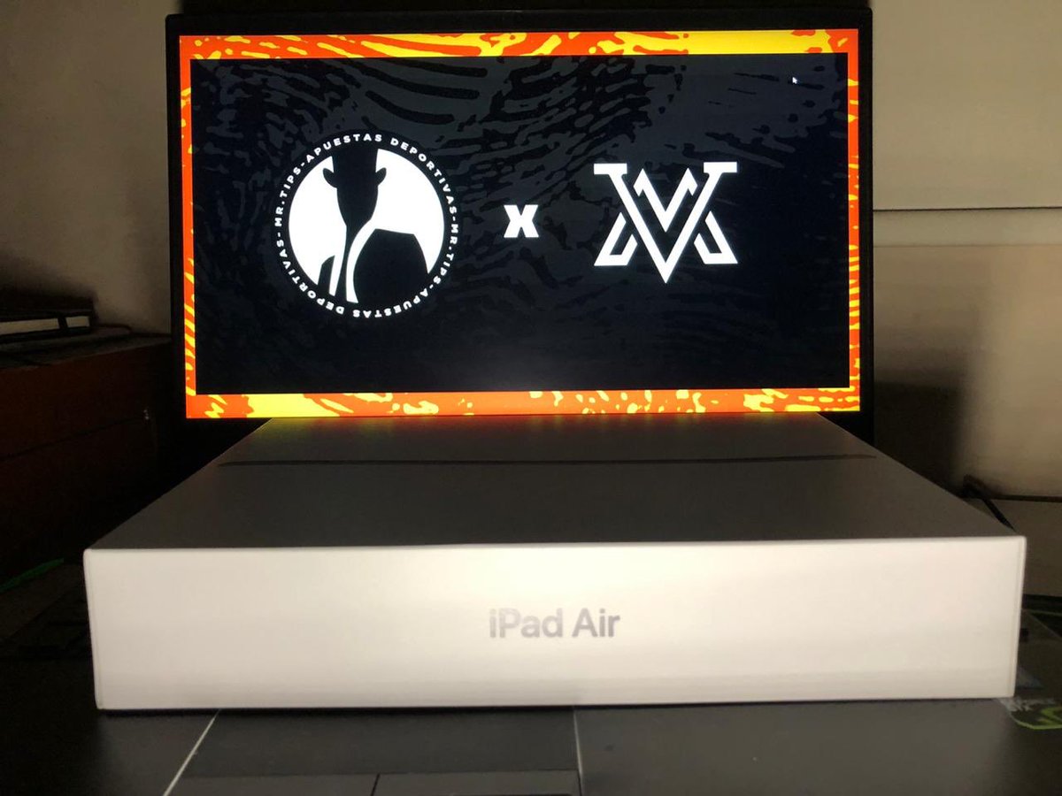 MrTips23's tweet photo. 🚨SORTEO🚨
Misters, @vicentemoranm y yo, les queremos regalar un Ipad Air.
Requisitos:
🎩 Dar RT
⚽️ Seguirnos
🤑 Comentar #MisterTips23

Para mas posibilidades de ganar registrense en https://t.co/WdgPEMWetA *captura por dm*

GANADOR SE DIRÁ EL DÍA VIERNES 10 DE JULIO, SUERTE🤑🎩 https://t.co/LQ9Nu7fpif
