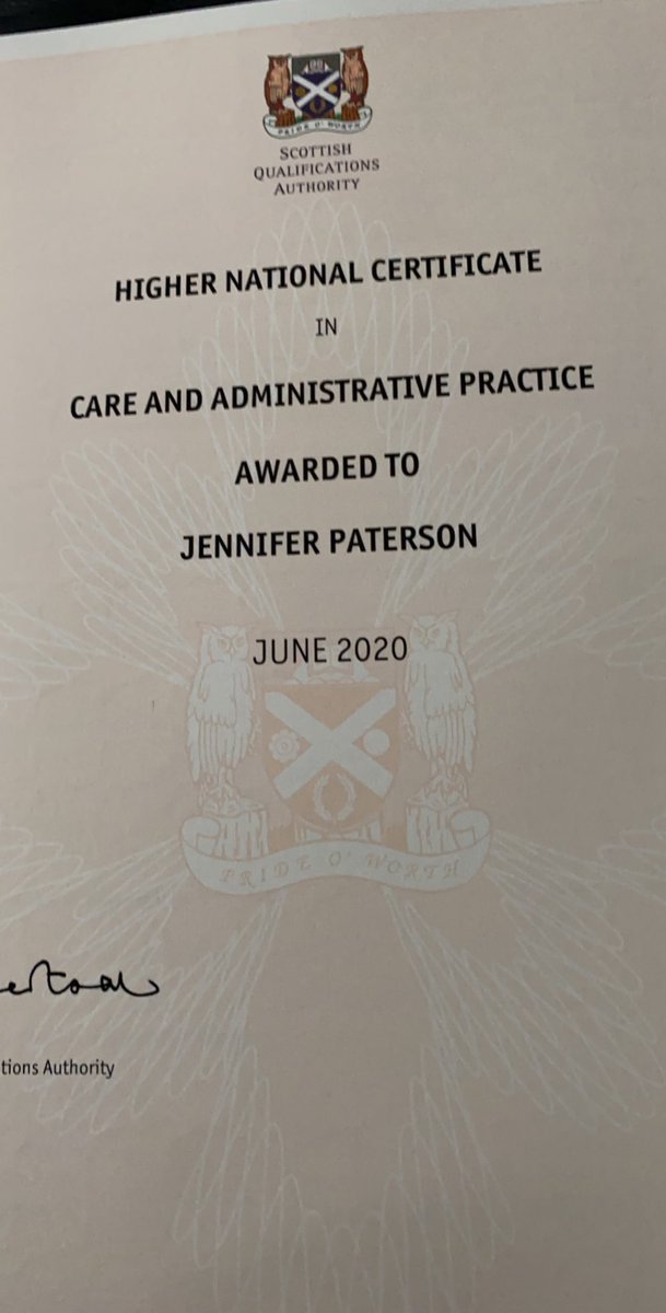 JenPat_'s tweet image. So excited 🎓