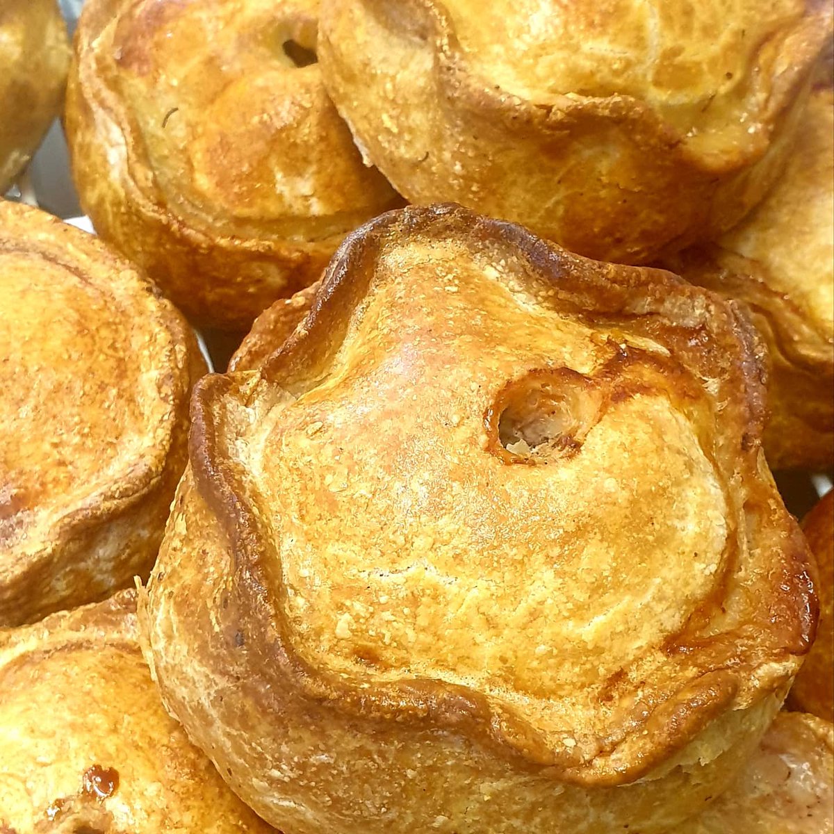 Naked & Ready Foods tweet media