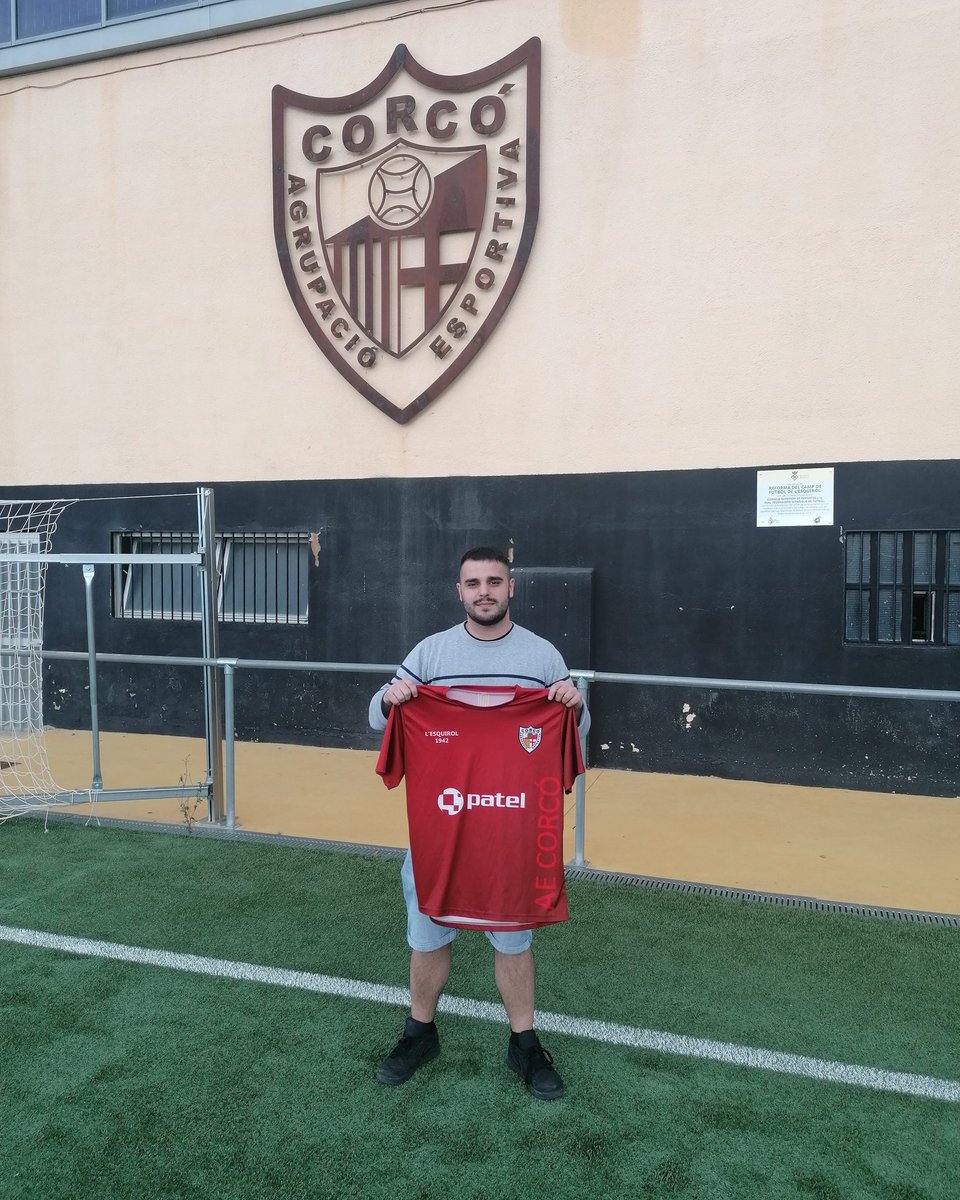 CORCO_AE's tweet photo. FITXATGE! En GUILLEM JIMENEZ ve procedent del filial del @TORELLO_EFGES i amb passat al @cerodadeter i té experiència a la categoria. Juga de davanter i segur que celebrarem molts gols seus! https://t.co/MziCCagVs5