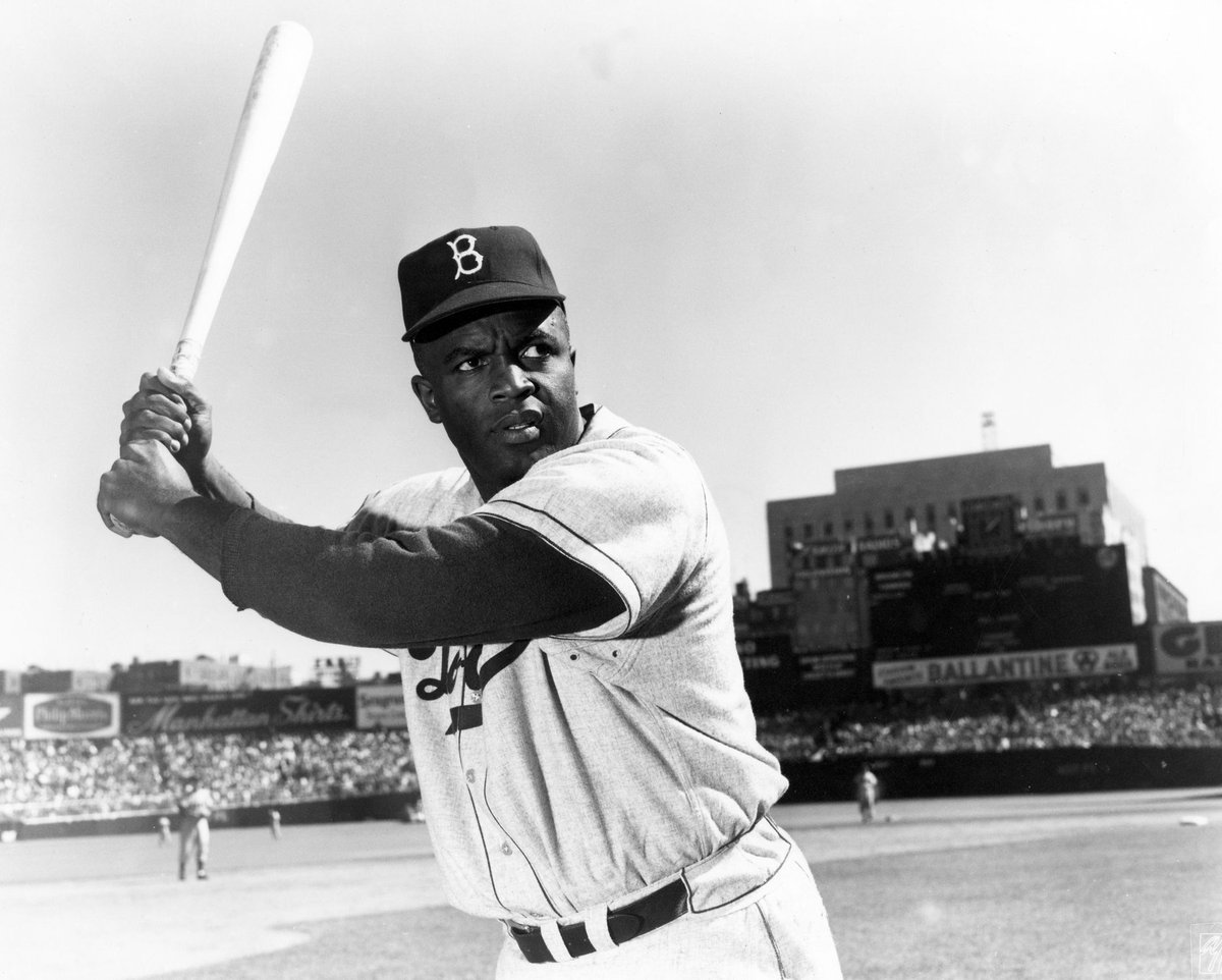 THREAD: You likely know Jackie Robinson broke the baseball color barrier. What you probably don't know is two acts of discrimination decades earlier in Ohio may have led to Robinson getting that chance.This is a story of race, equality and empathy.  #TwitterStoryTime