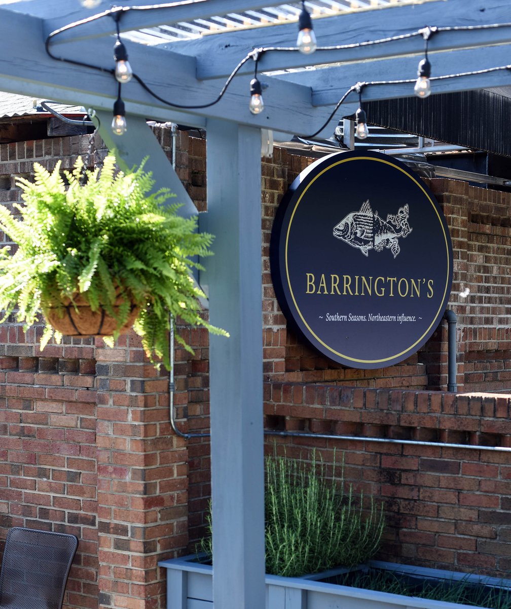 barringtonsclt's tweet photo. Our patio is open for our walk-in guests! For indoor seating, we definitely recommend using RESY, a free reservation app on your device! Our hours are Mon - Sat 5-10pm #barringtonsclt #cltweekend #cltdatenight #moffettrestaurantgroup #cltrestaurants https://t.co/YfGQgQKPzQ