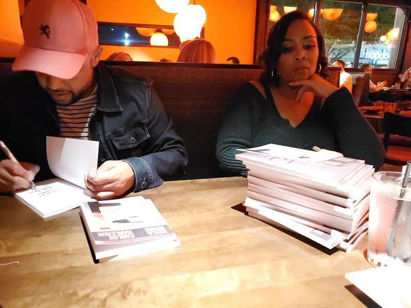Peauxetic's tweet photo. #FlashbackFriday
Thinking of a master plan with @IamAkelaRenae πβπ½
Add some scandalous sparks to your #4thofJuly weekend and get your copy of #OnlyforOneNight π§¨
https://t.co/xvZONP52Za https://t.co/GngPUQFlgj