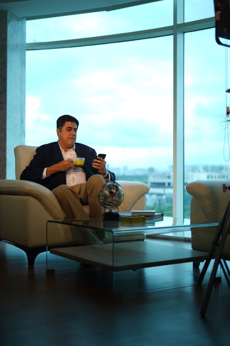 NavaniRajan's tweet image. "We cannot change what we are not aware of, and once we are aware, we cannot help but change." Taking a page out of Sheryl Sandberg's book and starting the day with some reflection &amp;amp; self-awareness with #ThinkRight.Me. #SundayThoughts