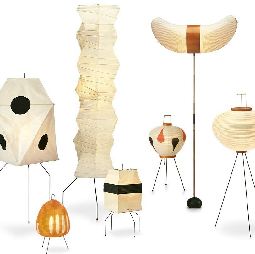 designaholicmx's tweet photo. #viernesclasico — Isamu Noguchi diseñó más de 100 modelos de sus Esculturas de Luz Akari a partir de 1951 tomando como inspiración las sombrillas y faroles de papel japoneses. #designaholicmx #isamunoguchi #akari #noguchi https://t.co/Erhvv5KPcE