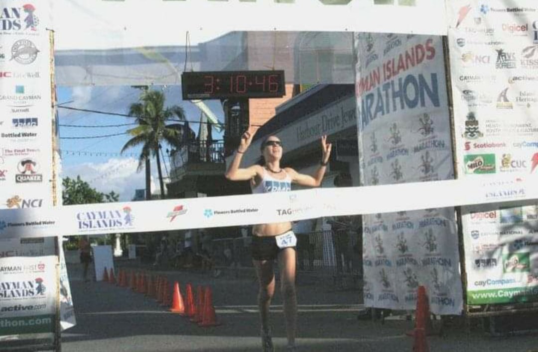 caymanmarathon's tweet photo. For #PhotoFinishFriday our female marathon runner with the most wins, SIX TIMES for this lovely lady Beth Florek!  She threw in a win in 2016 in the half-marathon category too!! (Full Marathon wins: 2008-2012, 2014) #RunCayman #CaymanStrong #IntertrustCaymanIslandsMarathon https://t.co/hwSkWRPhkw
