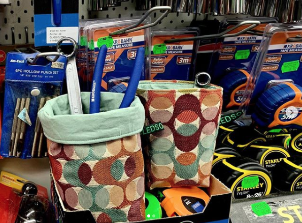 couturestartup's tweet photo. Not just for girls! What a lovely gift idea for the diy-er in your life!
https://t.co/sIYOSAUZqs
#bledsoebags #bagsformen #giftsformen #girlsdiytoo #hardware #handmade #handmadeinlondon #madeinlondon #fabricbaskets #fabricbags #tools #fabricstorage #prettystorage #interiordesign https://t.co/nQwe4hr5ue