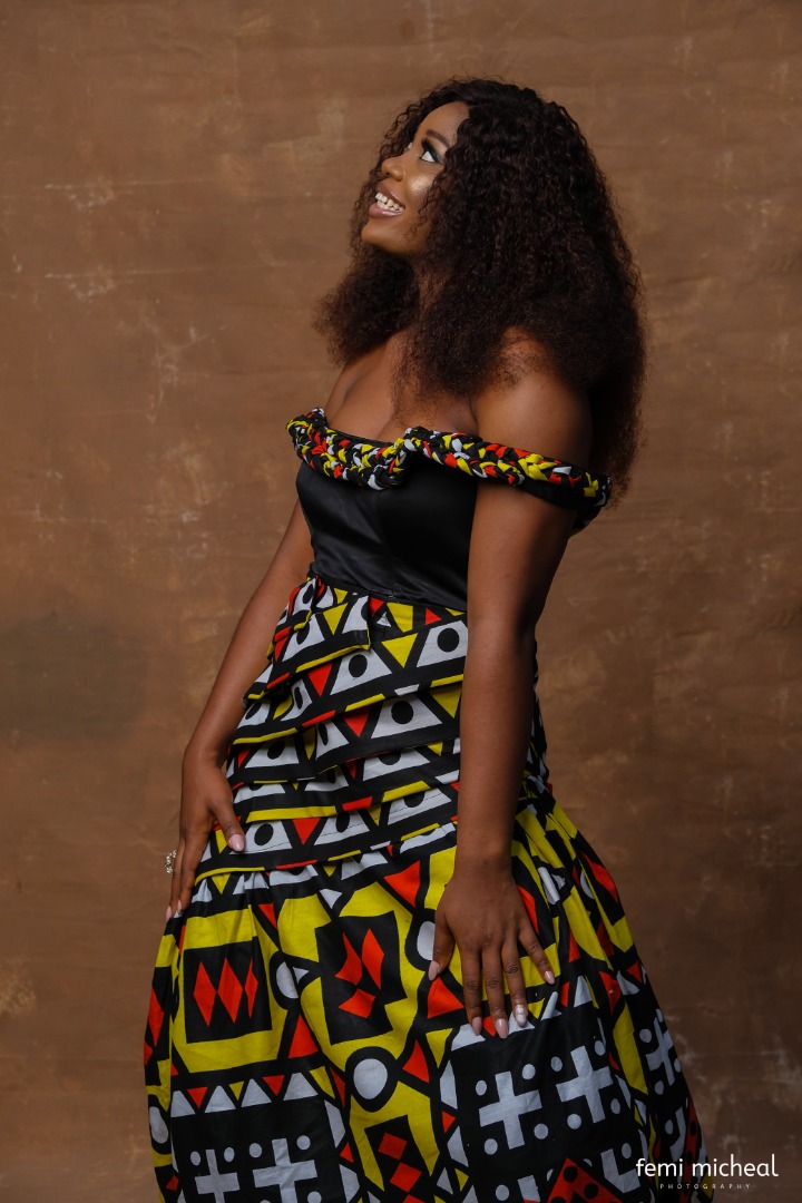 iam_jennykoko's tweet photo. A lonely woman is a big prey. Never allow your lady get to this point else...
#wisdom
Happy weekend people of God
#instablog #Endorsementdeal #nigeria #JennyKoko #jelowalkers #jeloisabrand #UltimateLoveNG #Jelo https://t.co/LaBDVkylkL