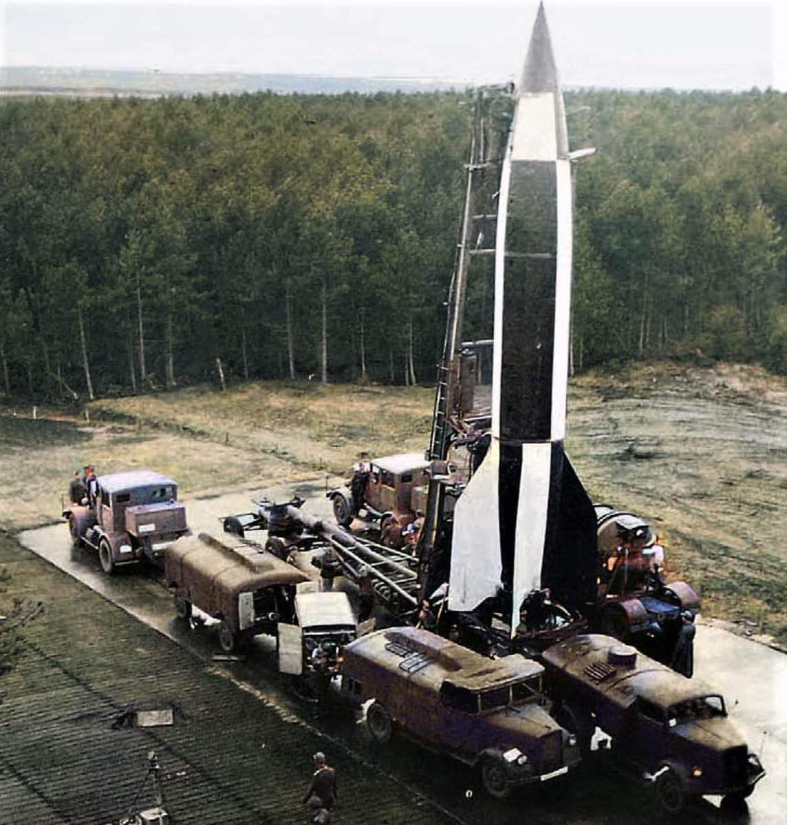 TRUFAULT 'Historia Militar' tweet media