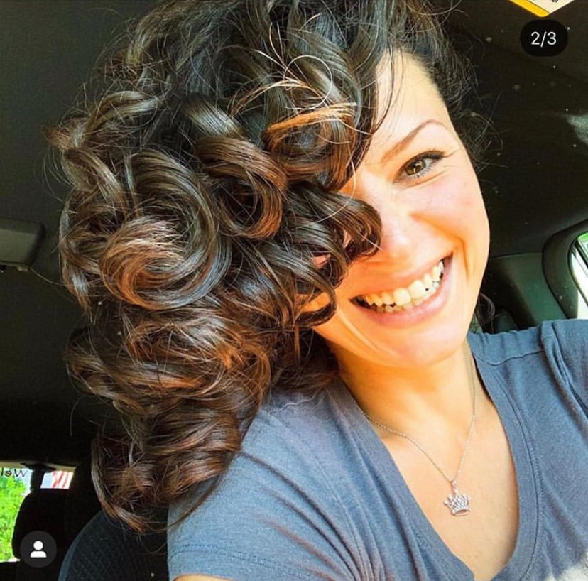 VisionsBeauty's tweet photo. Curls, curls and more curls! Achieve this look using our #designessential products! https://t.co/gu65jVfono