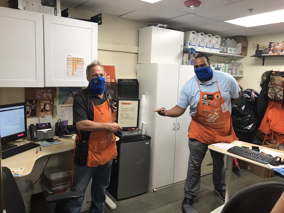 Dale receiving an invitation to a round table with Craig!