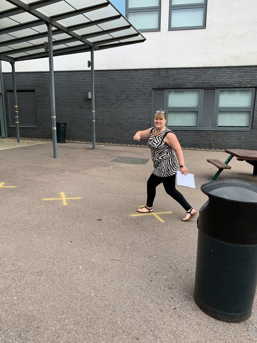 FordBethan's tweet photo. @Llanwern_High was full of positivity today as the pupils returned. Despite the ‘new normal’ everyone in year 11 was smiling. The site was safe, clear instructions and easy to adapt. #SocialDistancing #year11 https://t.co/ndCIORvmax