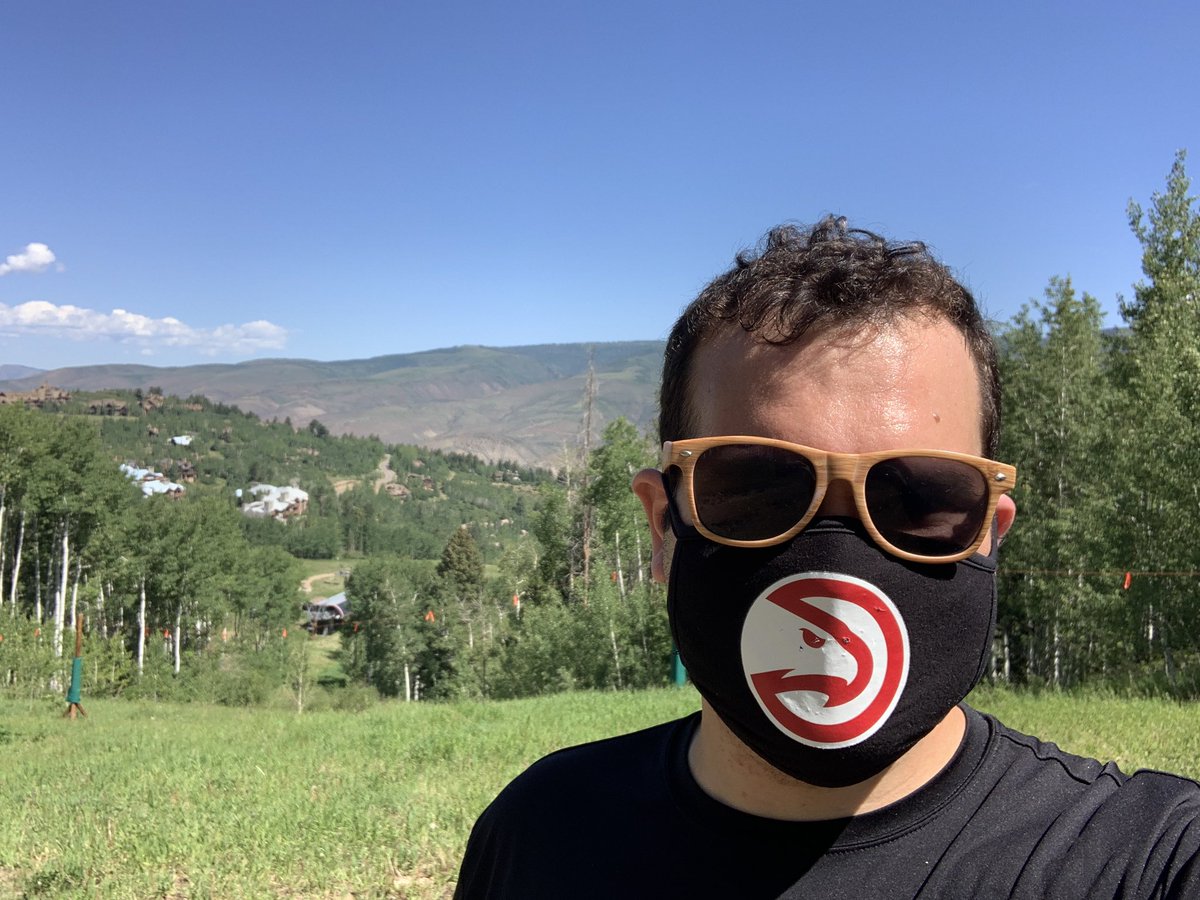Max Strauss (@StraussMax) on Twitter photo 03/07/2020 17:43:38 Today’s hike. 😷😎 Today’s hike. 😷😎
