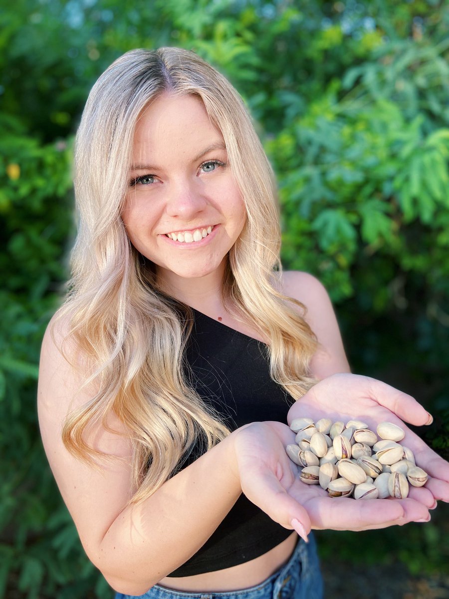 DesertRoseOT's tweet photo. ★American Pistachios★
#fourpointsfriday || #scholarship 
Thank you so much for your continued contribution to the Miss Arizona Organization scholarships, as well as giving us a tasty snack to help us power through everyday!! 
•
#MYCOT2020 #TeamYuma #Stepstowardthecrown #MAZOT https://t.co/EqX8zE8RS6