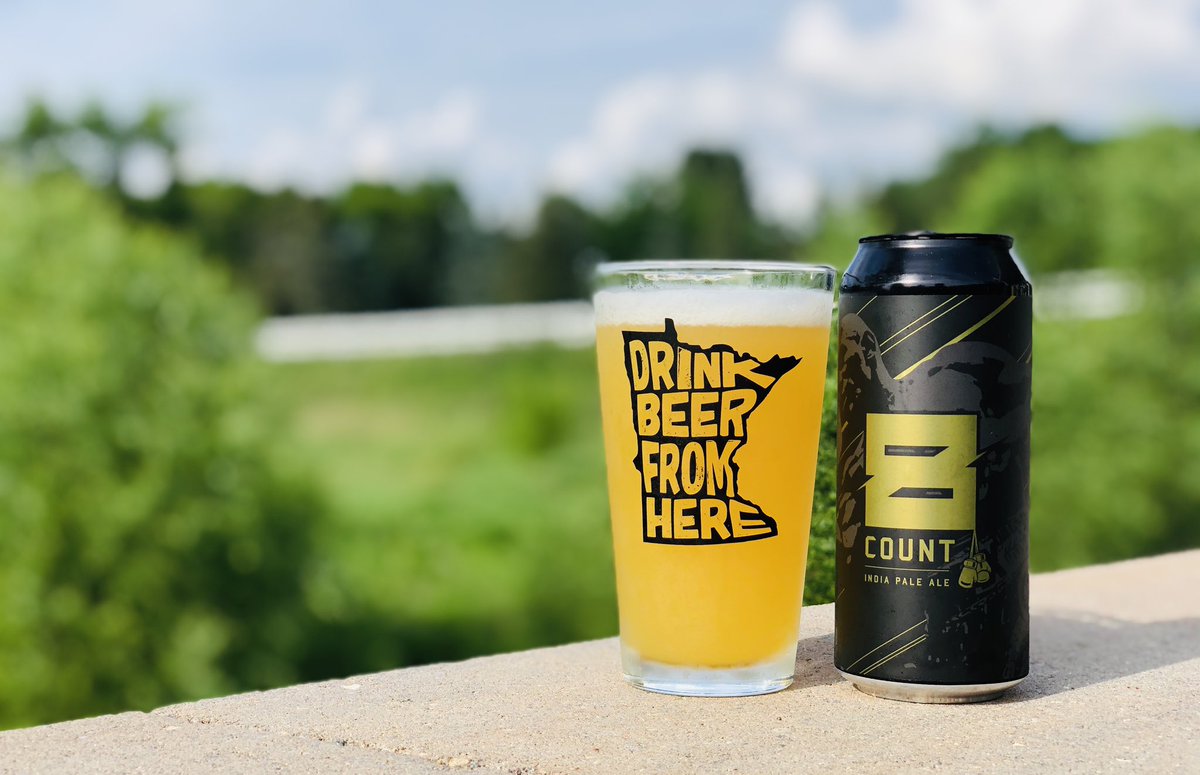 GoldenCalebT's tweet photo. Celebrate the #4thofjulyweekend with @LupulinBrewing #8Count! Snap a pic of your holiday celebration with an 8 Count tomorrow. The 3 coolest pics will win a #TeamTruax tee! https://t.co/yWjl1nz49d