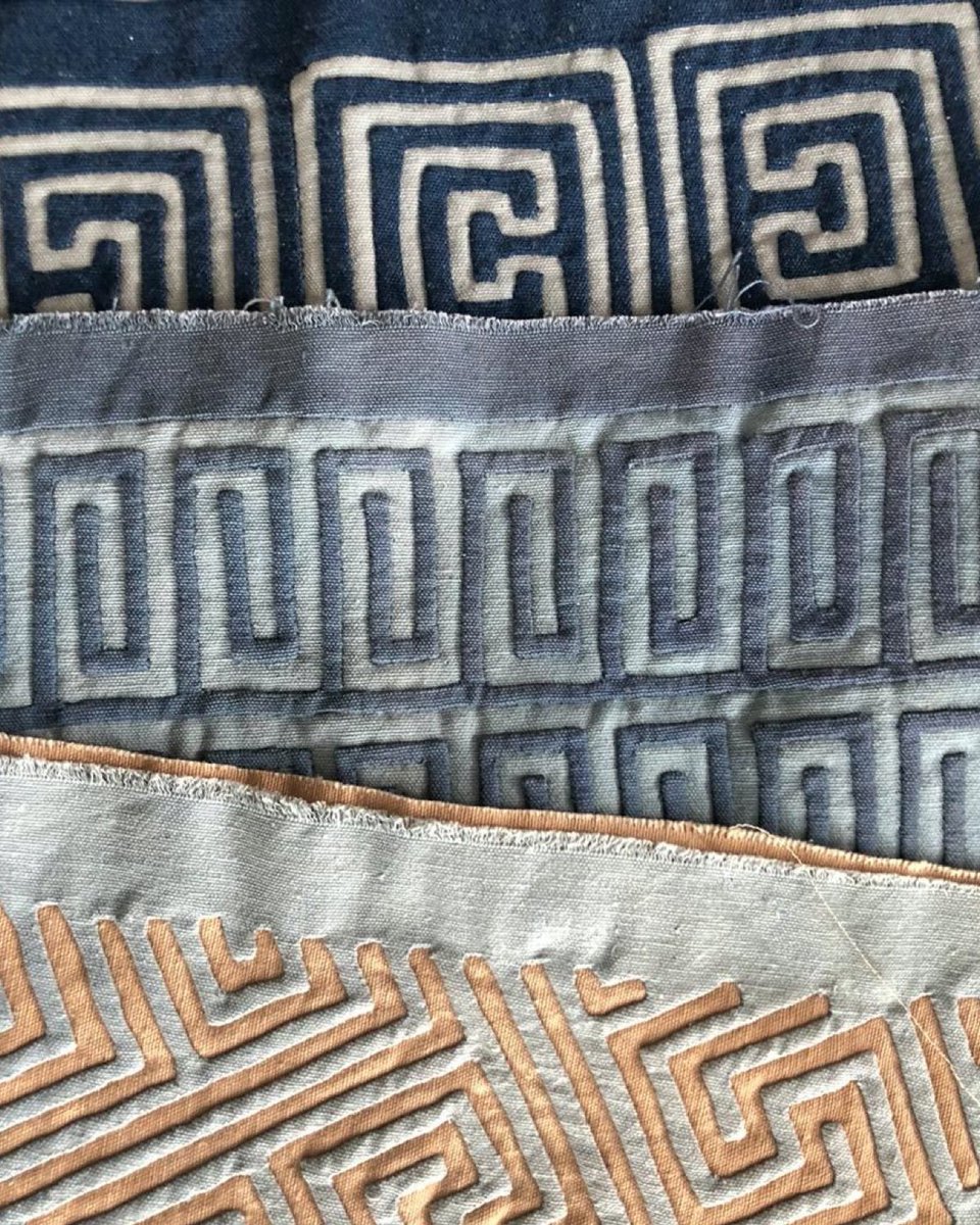 HoltRenfrew's tweet image. Discover how Mola Sasa’s vibrant and sophisticated pieces are handcrafted by Colombia’s many Indigenous communities. Click to read and shop! #HProject #SustainablyMade #BehindtheScenes &amp;gt; bit.ly/2BqQnaz