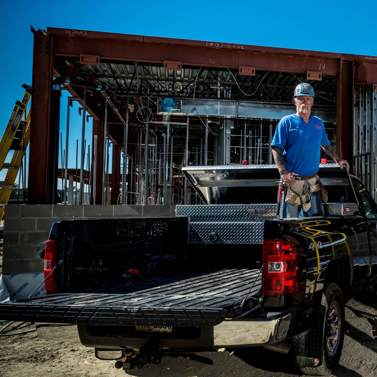 weather_guard's tweet image. The #SaddleBox is a popular #WEATHERGUARD #truckstorage option with professionals due to their ease of installation, maximum bed clearance, and legendary #durability. 
bddy.me/3izuxlZ
