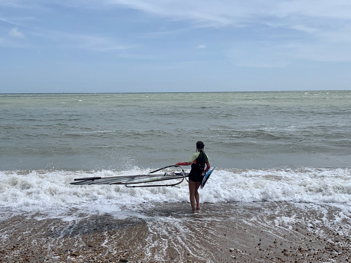 meggie270's tweet photo. 4 days in a row, of incredible conditions at my local 😍 Absolutely loved windsurfing most days this week!! I love being on the water- and it’s so fun to see the progress that can be made too!!  Here’s to making the most of summer on the sea 🌊🤩 https://t.co/iq9fi67bDs