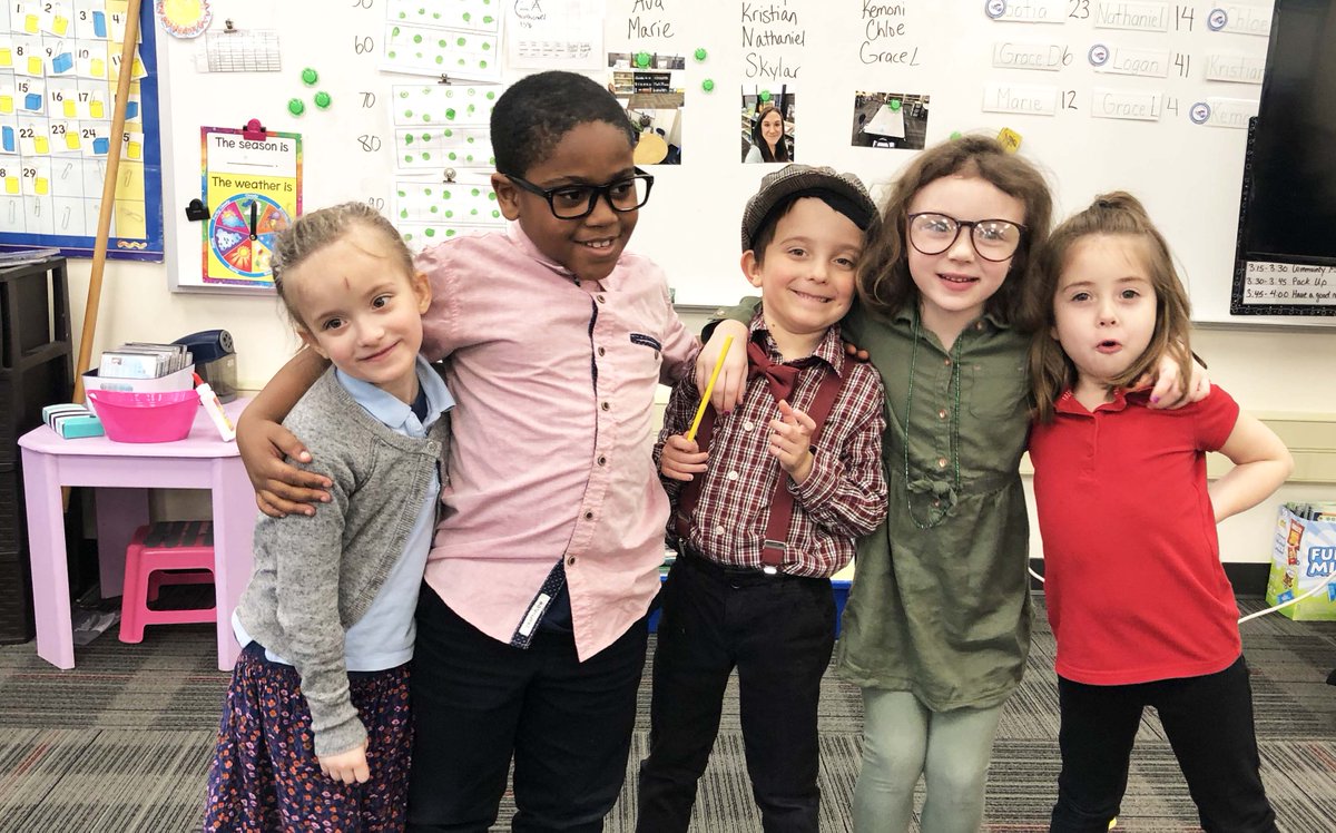 From international studies to French language immersion - learn all about what @CIA_Cougars has to offer your kindergarten student with this virtual Kindergarten Roundup. 
youtu.be/Ydght33wvmU