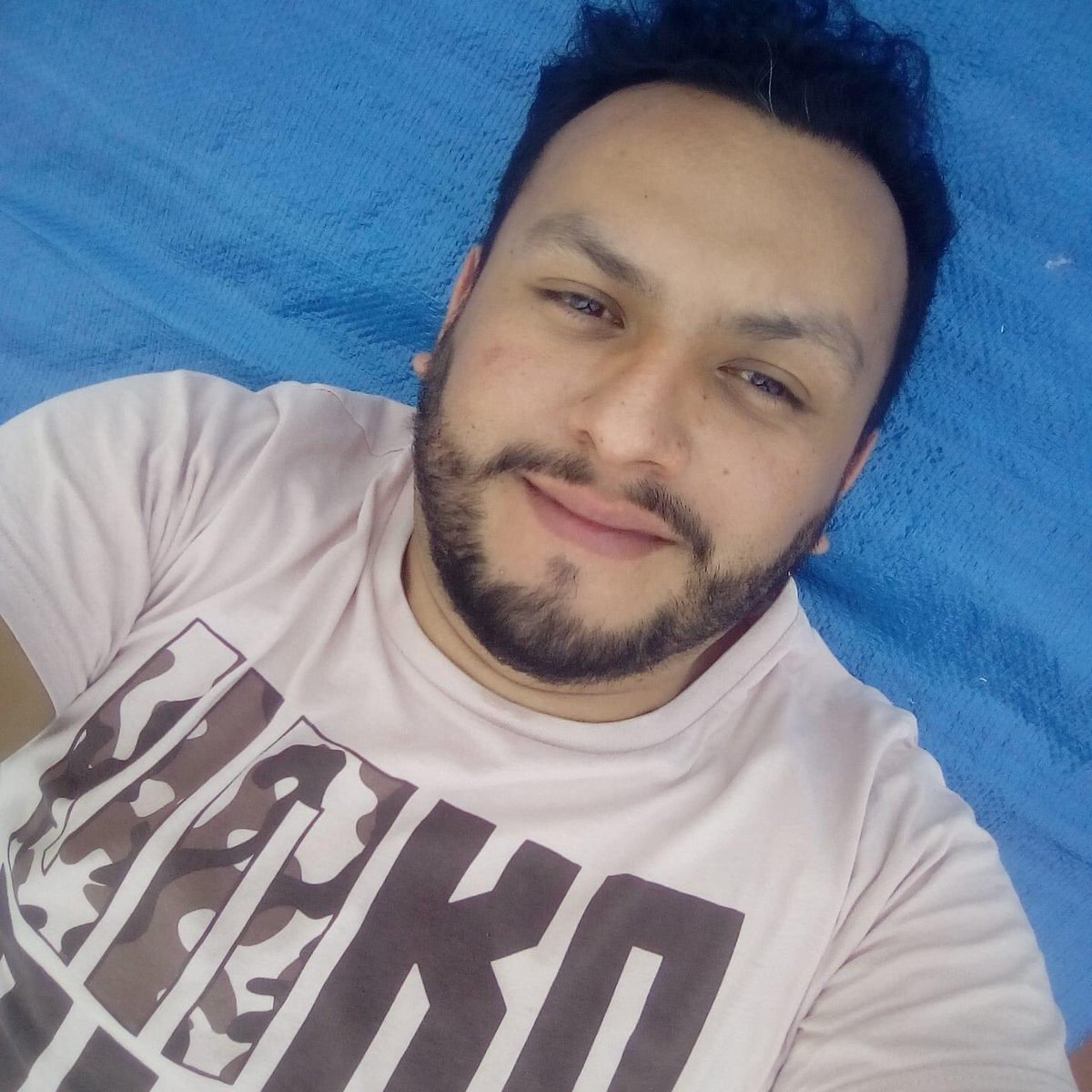 LeonQuemados's tweet photo. Aporte de seguidor.

Inter activo de León, vive por el Boulevard Vicente Valtierra.

Alguien tiene información o ya cogio con el. https://t.co/XovTfNlPks