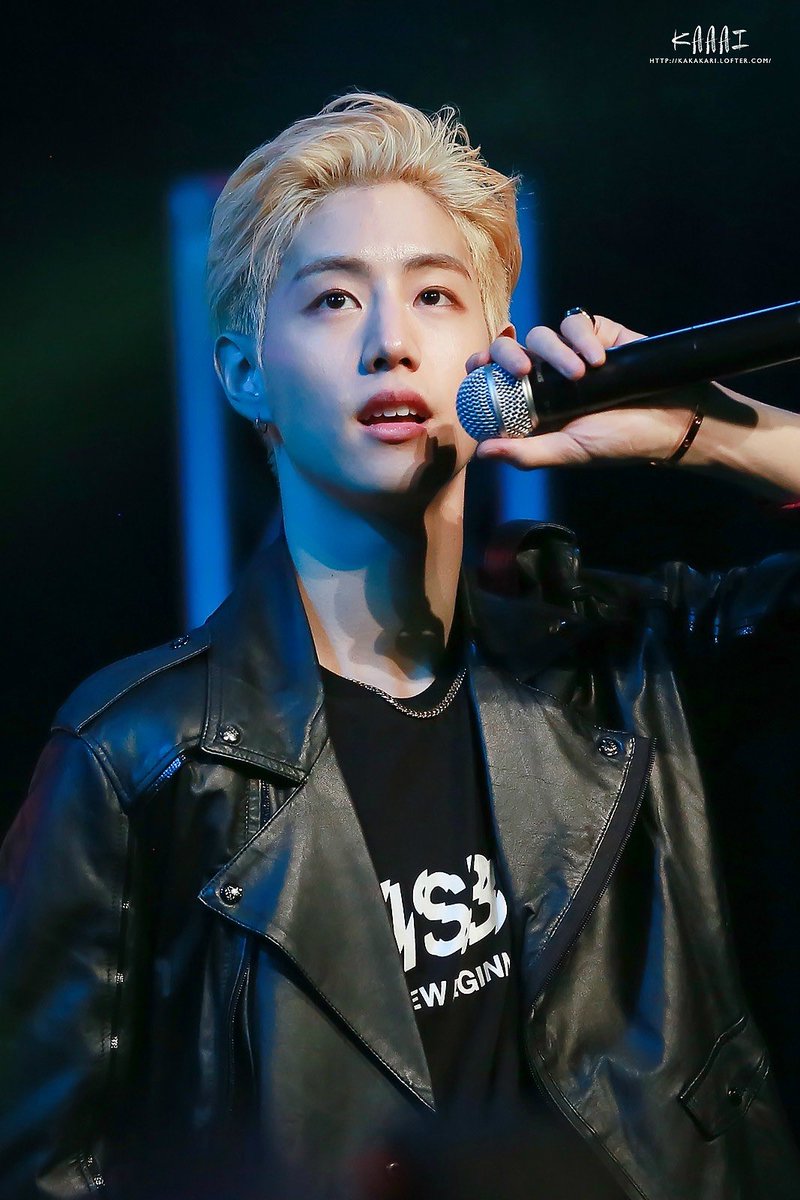 blonde mark: a much needed thread  #GOT7    @GOT7Official  #MarkTuan  #마크  #Mark  @mtuan93