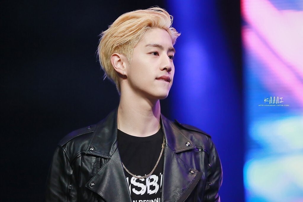 starting it off with undercut mark. so powerful #GOT7    @GOT7Official  #MarkTuan  #마크  #Mark  @mtuan93