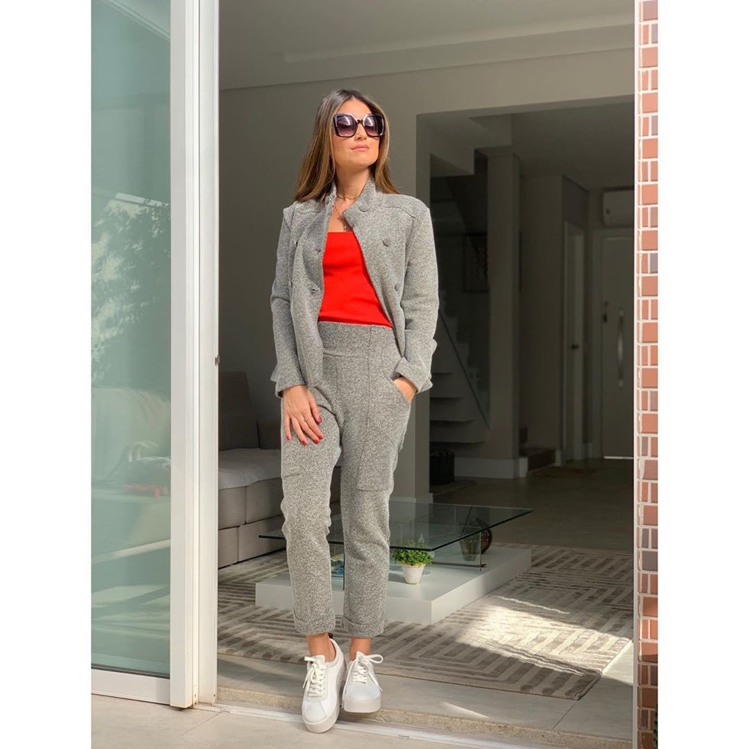 nanhoficial's tweet photo. Uma ótima tarde com a novidade da semana... 

🎉 Casaco Jade: R$265
🎉 Calça Jade: R$295

Também damos 10% de desconto no pagamento via transferência bancária 🤩

Vendas pelo site https://t.co/mIKTWfuGjg ou pelo WhatsApp (11) 97256-7200 🌹 https://t.co/eTkgHiA2FU