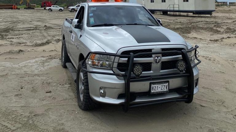 Jessali_Zarazua's tweet photo. El día de hoy mi familia sufrió el robo de una Camioneta 
RAM HEMI SPORT 4X2 2014 en Esperanza, Puebla. 
PLACAS: 821 ZZV 
Cualquier información para localizarla se los agradeceremos mucho. https://t.co/dsoIE2Yb7U