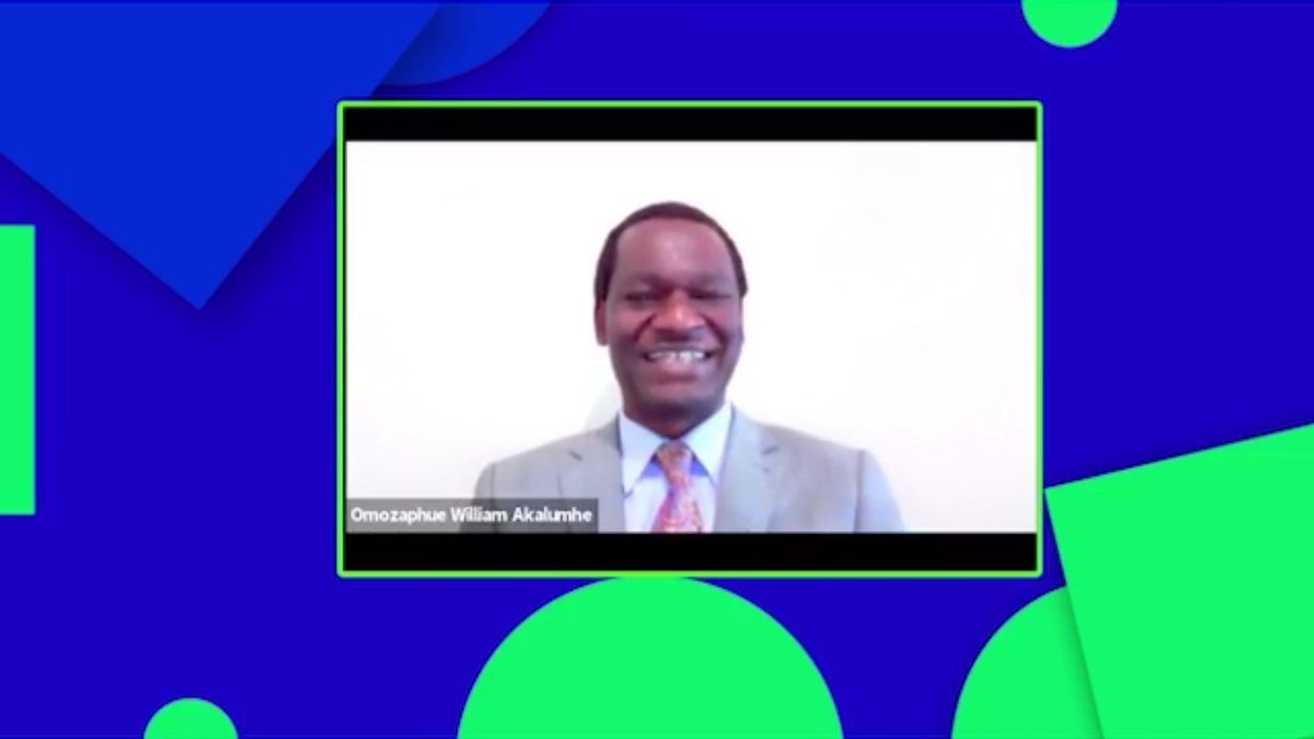 thisisnnazoba's tweet photo. 2 lessons from @OmozaphueA.
If you have a dream that people aren't laughing at you for, it means that dream isn't big enough.
Relationships.. Relationships.. Relationships.
@tkacommunity
#ReinventConference2020 https://t.co/bBoYNPzaYV