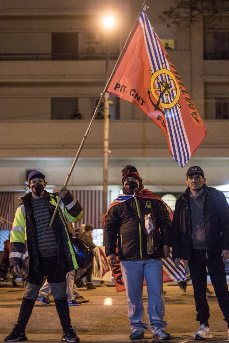 #Uruguay #NoALaLUC

Registros de la marcha contra la LUC desarrollada este 2 de julio, donde tomamos la calle para demostrar una vez más, que estamos juntes, organizades y que daremos batalla a este proyecto de LUC represiva, privatizadora, reaccionaria y antipopular.