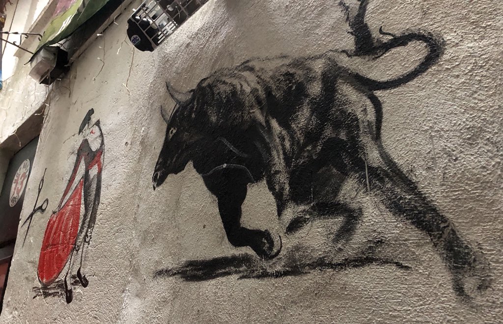 mikodonnell's tweet photo. What pub in #Tralee? Winner gets free ride on bull. Bad guessers, two rides. No pedals. #Kerry #Ireland #GetOutMoreOften https://t.co/Gvx96T6NYP