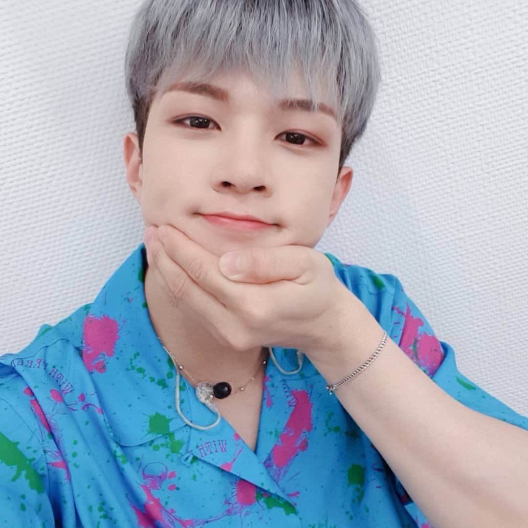nflyingturkey's tweet photo. 230620| Hweseung Instagram Güncellemesi
Söyleyecek bir şeyim var... dürüst olmak gerekirse... yüzüm şişti
.
.
.
#NFlying #YooHweseung #yüzüm #düngece #tavuk #yedim #evet #bubenim #evet #heh
Eng.trans: uhmericano https://t.co/opDVRZtHel