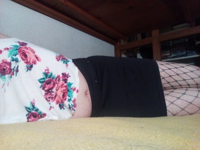 Me tom&eacute; est&aacute;s fotitos anoche espero las disfruten UwU ❤ https://t.co/S5HyJB20fx