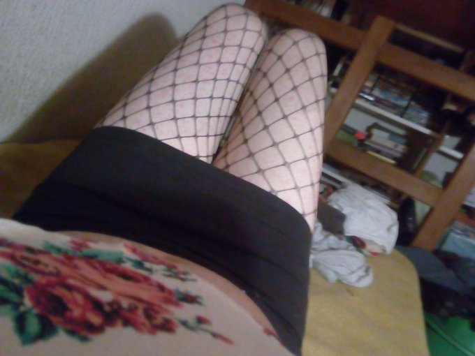 Me tom&eacute; est&aacute;s fotitos anoche espero las disfruten UwU ❤ https://t.co/S5HyJB20fx