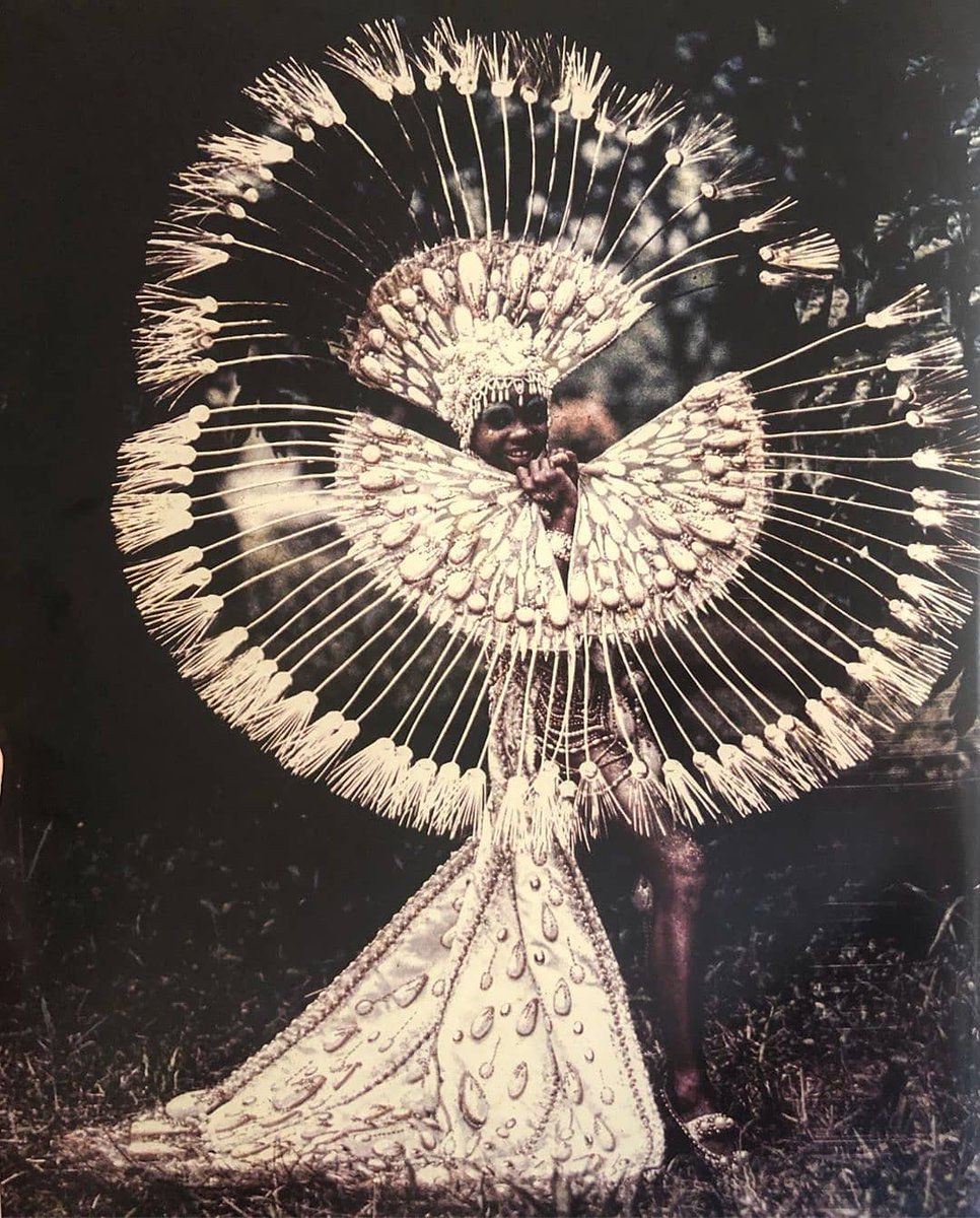 carnival_tt's tweet photo. 🇹🇹 #FBF Trinidad Carnival 1972!
📷: Noel Norton • Costume by #PeterMinshall https://t.co/KGdqq43n2Z
