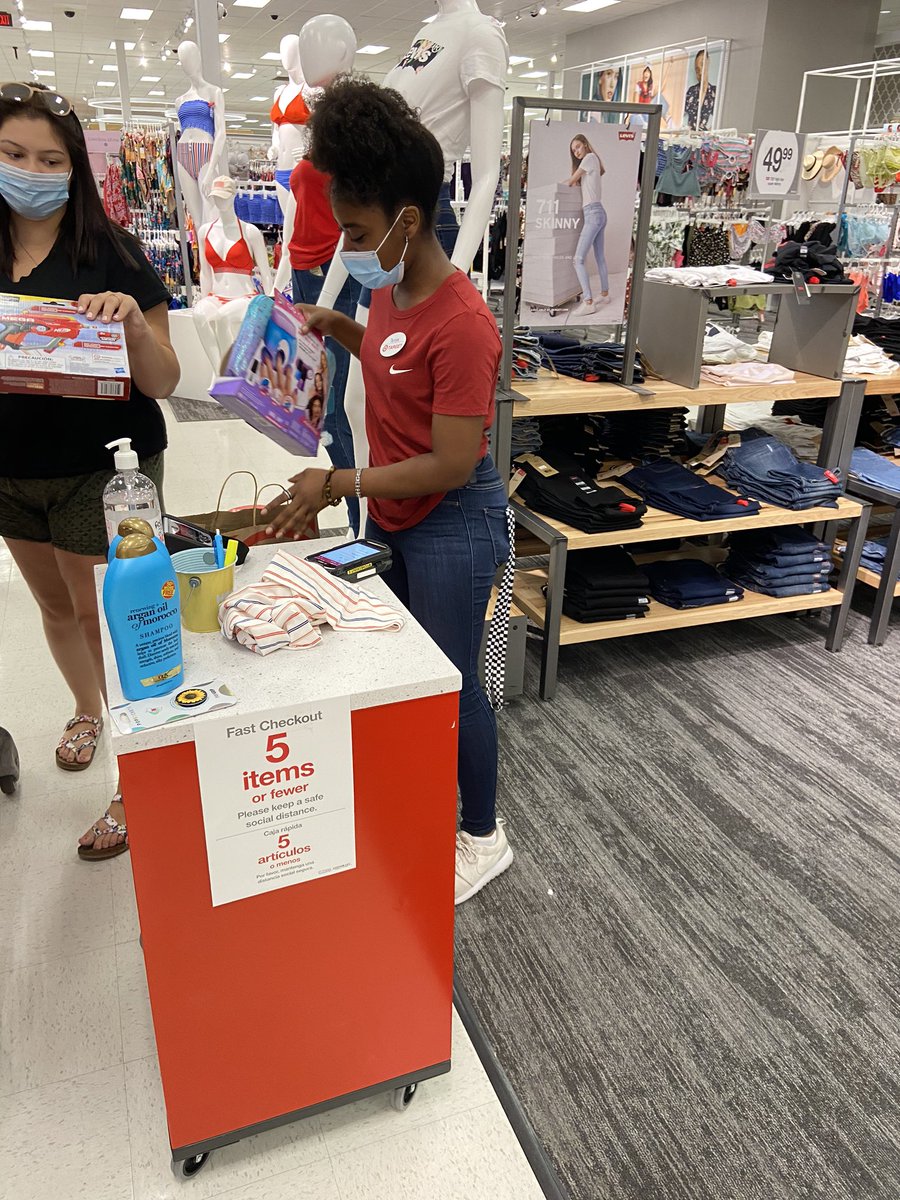 Brittany Wilson (@tgt_brittany) on Twitter photo T1948 loves our new linebusting fixture! Thank you Guest Advocate Taniya for providing our guests with a short wait time at checkout! <a href="/ShanEgan619/">Shan</a> <a href="/ETLJenn/">Jennifer</a> <a href="/TGTDev/">Devon Smith</a> <a href="/DanaBretz/">Dana Bretz</a> T1948 loves our new linebusting fixture! Thank you Guest Advocate Taniya for providing our guests with a short wait time at checkout! <a href="/ShanEgan619/">Shan</a> <a href="/ETLJenn/">Jennifer</a> <a href="/TGTDev/">Devon Smith</a> <a href="/DanaBretz/">Dana Bretz</a>