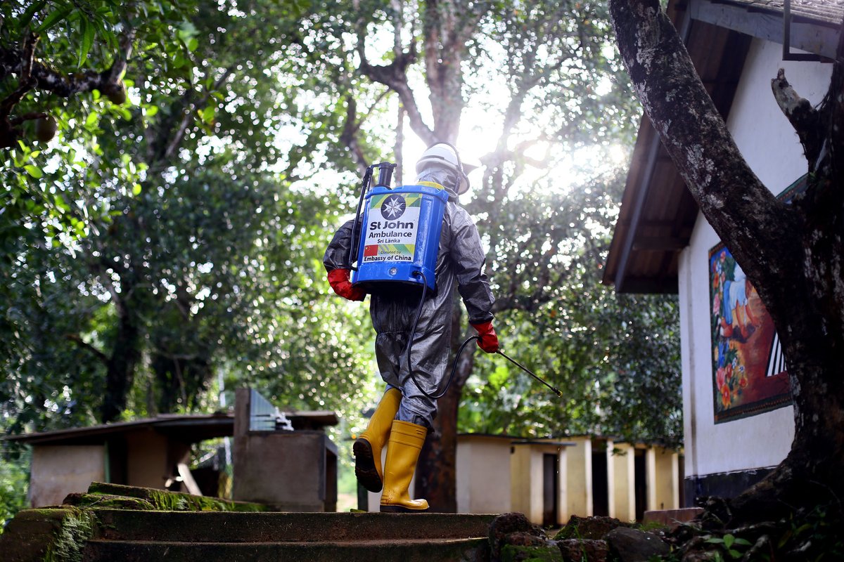SJA_colombo's tweet photo. Disinfected Katugoda primary school Salawa to prevent the spread of coronavirus
කටුගොඩ ප්‍රාථමික පාසල සලාව, විෂබීජ හරණය කිරීම https://t.co/HMNxMp9F5X