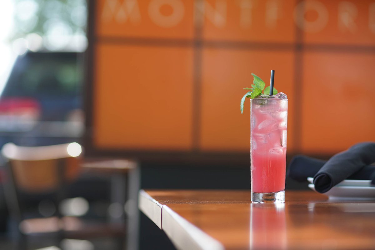 The weekend is finally here, best to celebrate with something tasty. Try a "Ms. Collins" and enjoy on the patio! Ketel One, hibiscus, grapefruit, fresh lemon &amp; lime, and a soda finish. #TGIFclt #goodfoodclt #moffettrestaurantgroup #ketelone #cltcocktails #cltdrinks #cocktail
