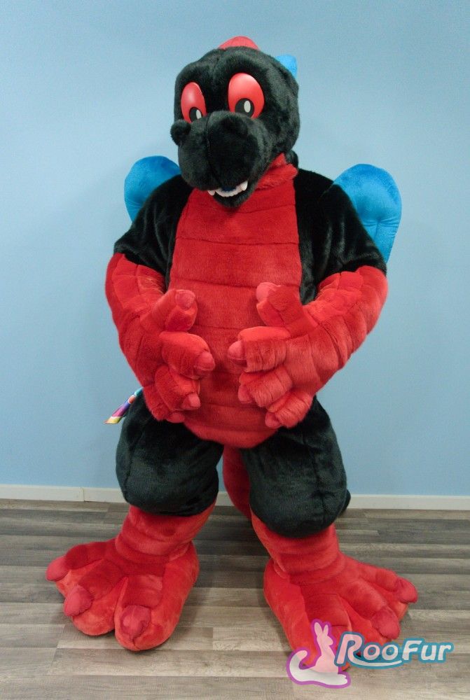0utOfTheWay's tweet photo. HERE HE IS! My V2 of Scales from @Roofur is DONE! I couldn't have asked for a better suit, I can hardly wait til he's shipped out and home! AHHH!

Thanks again SO MUCH, Roogan!

Check out the full gallery here! https://t.co/4drgzO8V0t https://t.co/ssXoFFc0mQ