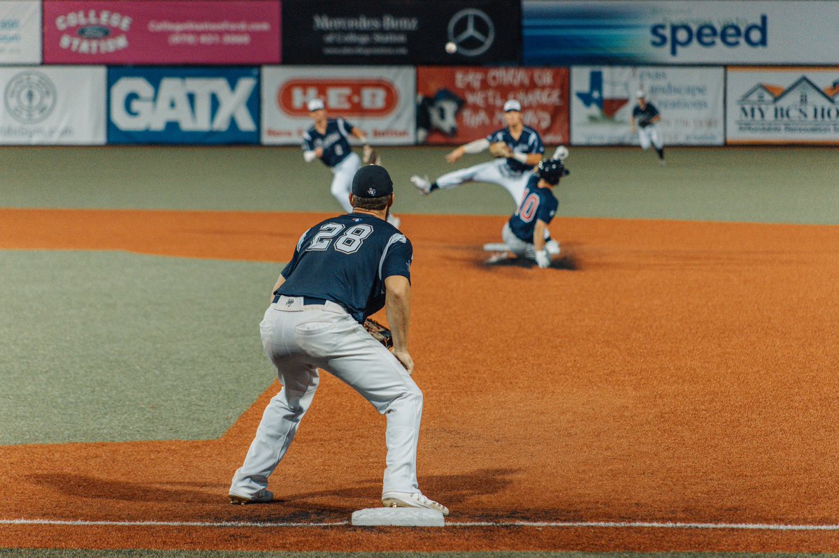 bayleegriffin_'s tweet photo. June 30, 2020
@bv_bombers v. @RRHairyMen 

@wesley_faison 
@henry_bird7 https://t.co/dvSP9J89ag